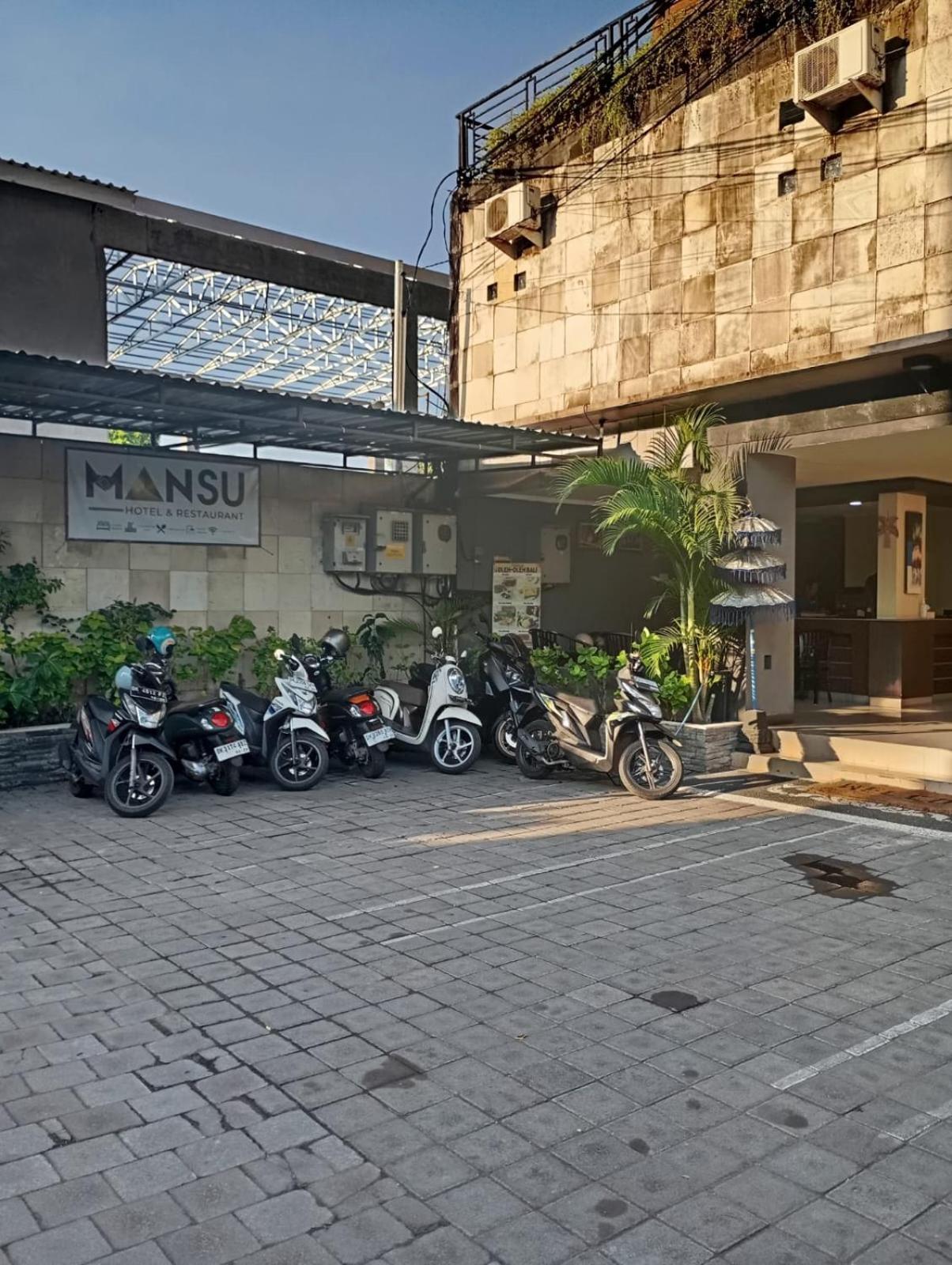 Mansu Hotel&Spa Legian Kuta Lombok Esterno foto