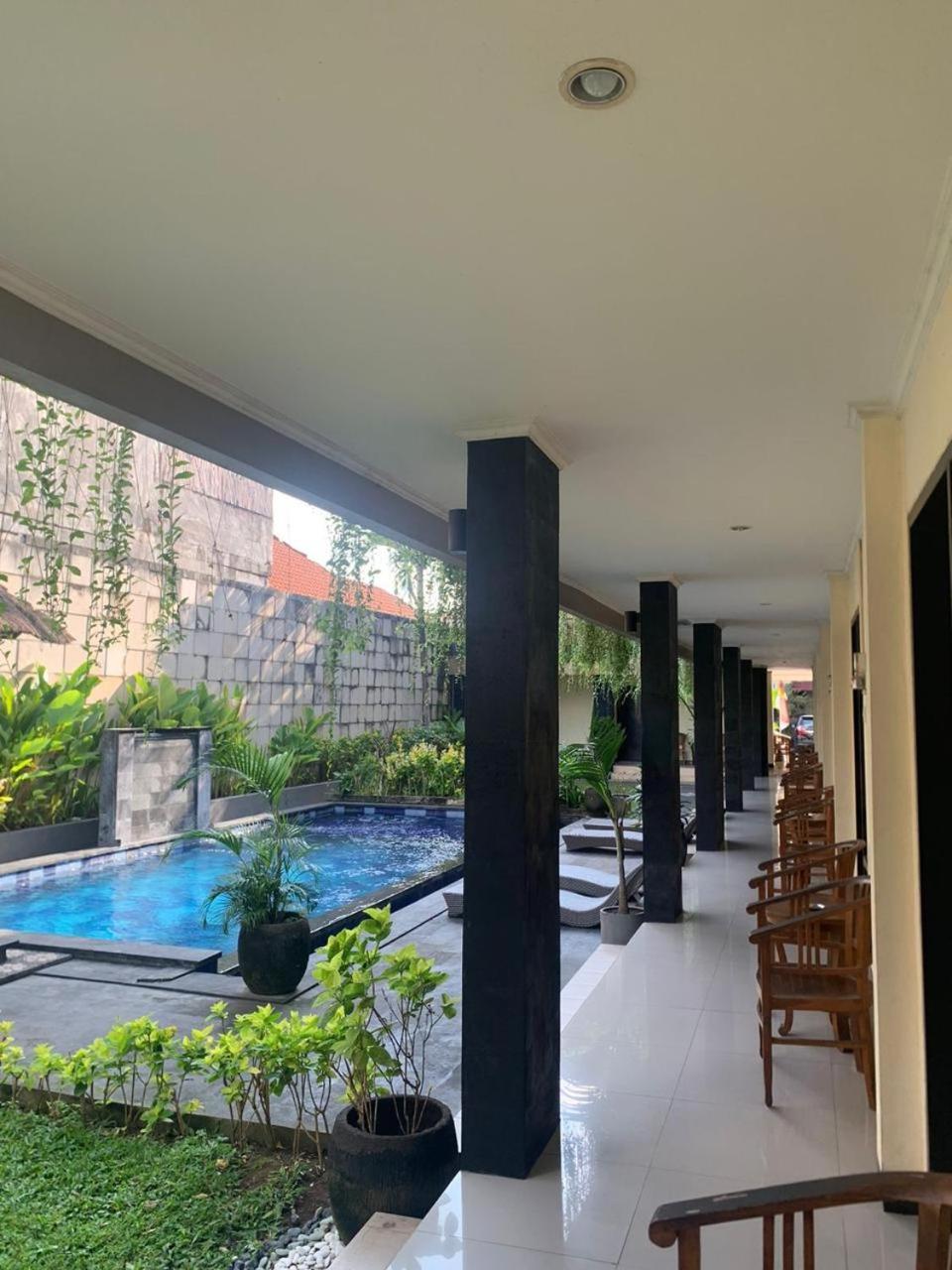 Mansu Hotel&Spa Legian Kuta Lombok Esterno foto
